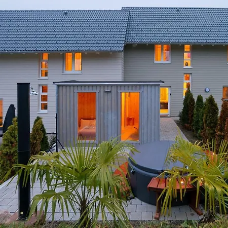 Ferienhaus * פרוידנשטאדט